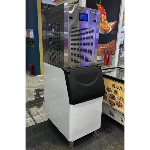 500公斤雪花制冰機交付洛陽某大型商超